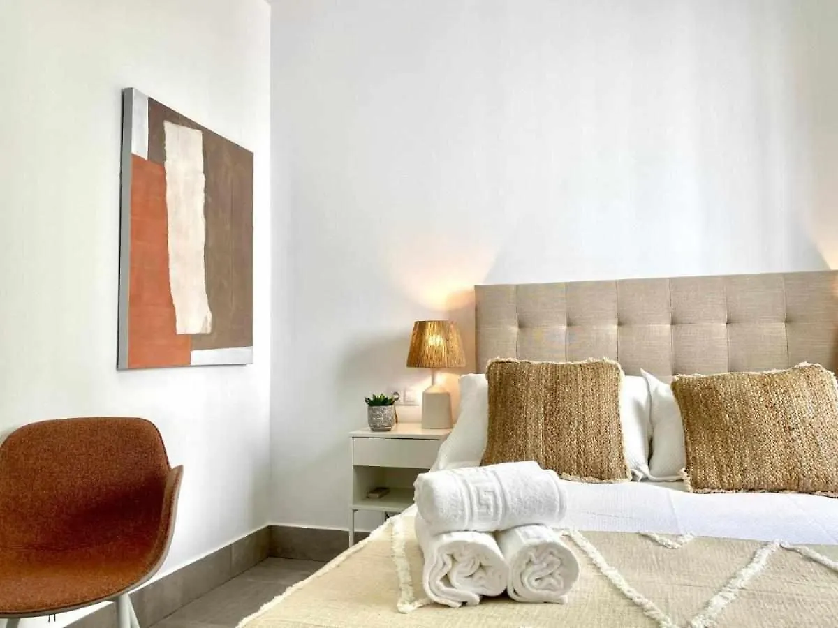 Apartamentos Casa Macías Cádiz 0*,  España