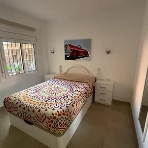 https://piso-a-150-mts-de-la-playa-con-espectacular-terraza-y-wifi.topcostabravahotels.com